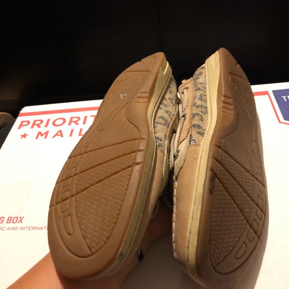 Sperry shoes - Picture 3 of 4